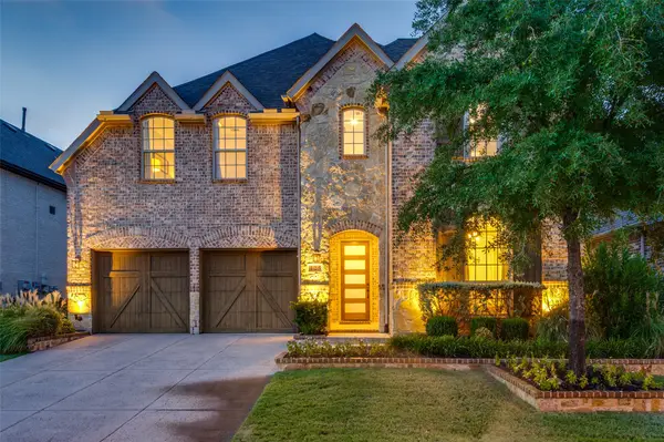 125 Erling Lane, Irving, TX 75039