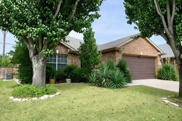 226 Starlight Drive, Forney, TX 75126