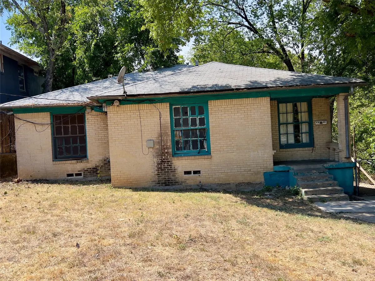1323 S Denley Drive, Dallas, TX 75216 - #1