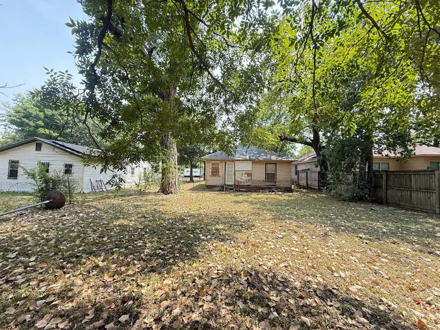 2555 Randolph Street, Dallas, TX 75241 - #3