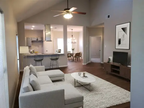 1361 Mimosa Lane, Lewisville, TX 75077