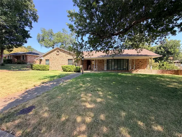 921 Medalist Drive, Dallas, TX 75232
