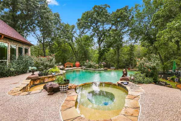 3503 Sarah Springs Trail, Flower Mound, TX 75022