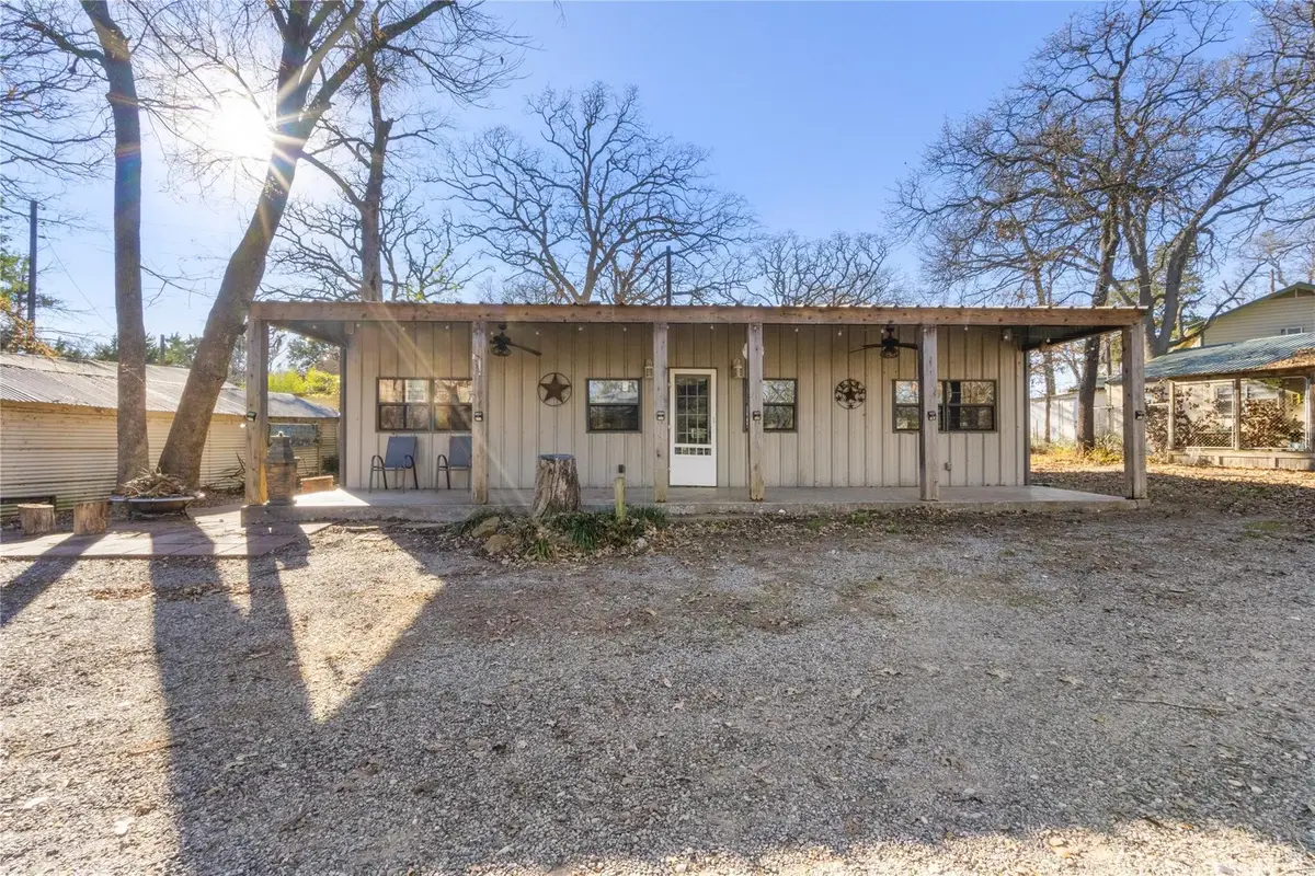 309 Cedar Point Circle, Gordonville, TX 76245 - #1
