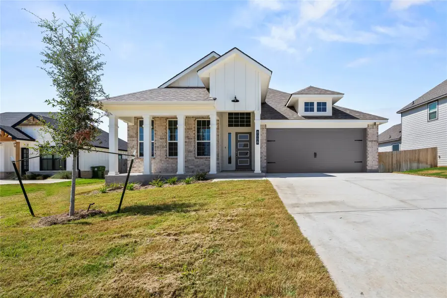 8008 Townsend Drive, Waco, TX 76708 - #2