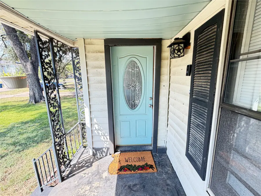 209 S Canton Street, Mexia, TX 76667 - #3