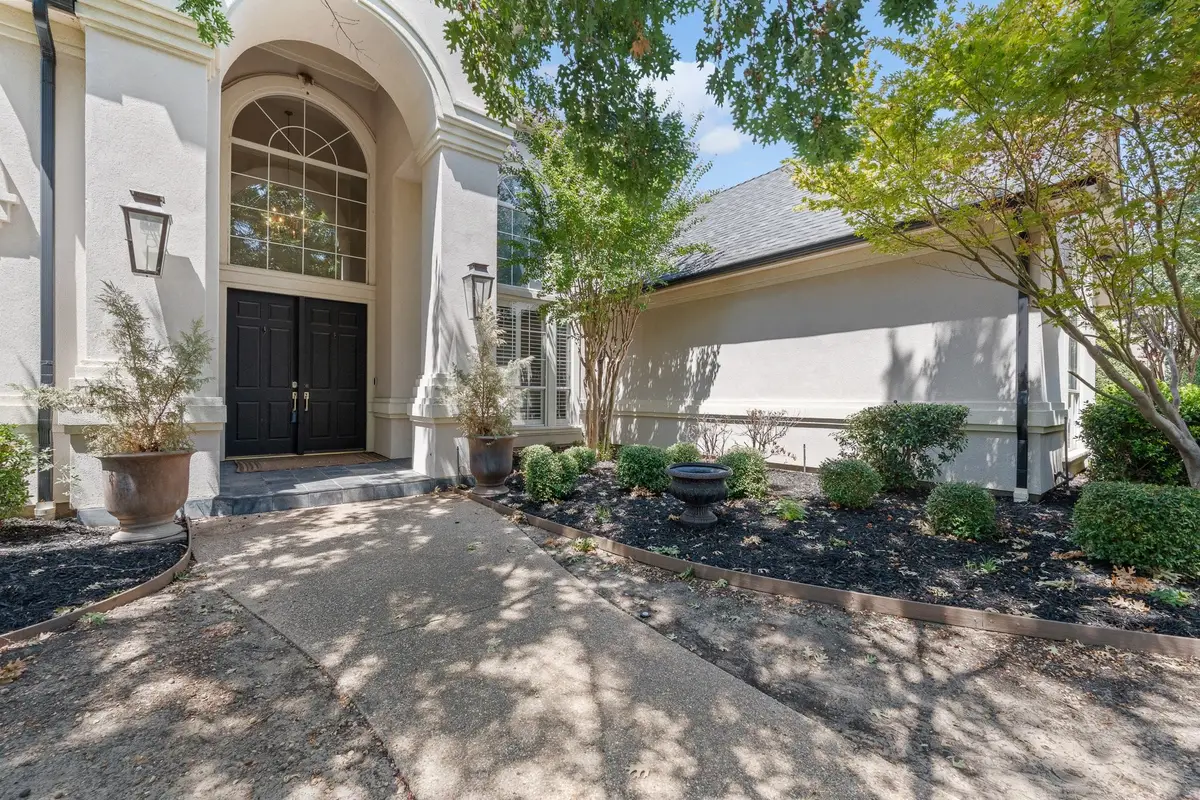 921 Fairway View Drive, Mansfield, TX 76063 - #1