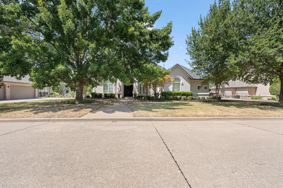 921 Fairway View Drive, Mansfield, TX 76063 - #2