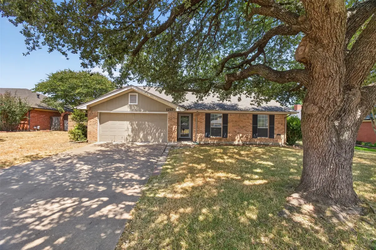 1217 Stonelake Drive, Cleburne, TX 76033 - #1