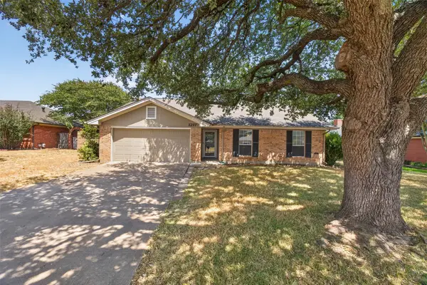 1217 Stonelake Drive, Cleburne, TX 76033