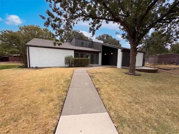 742 Hummingbird Circle, Lewisville, TX 75067