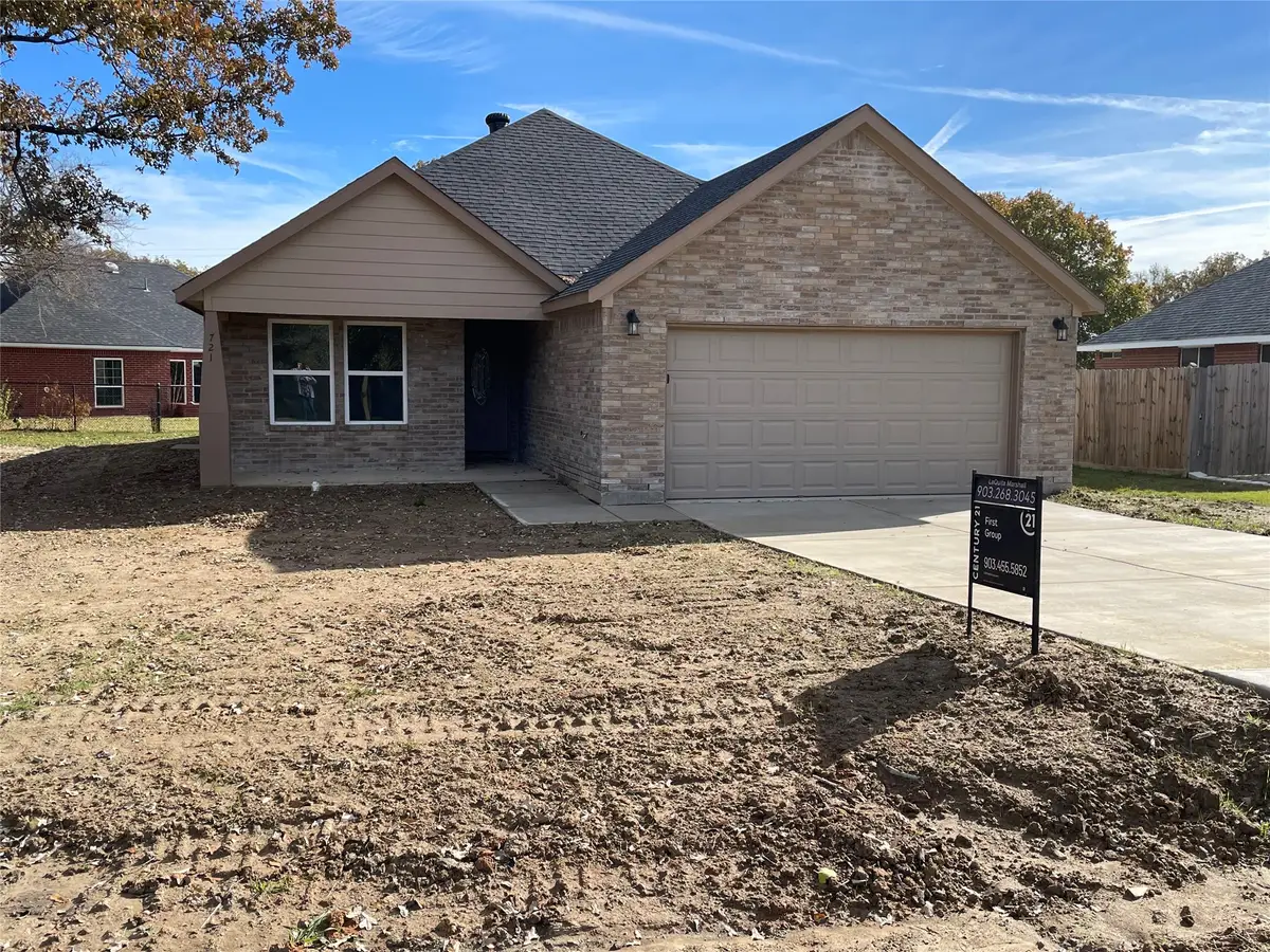 721 Hillburn, West Tawakoni, TX 75474 - #1