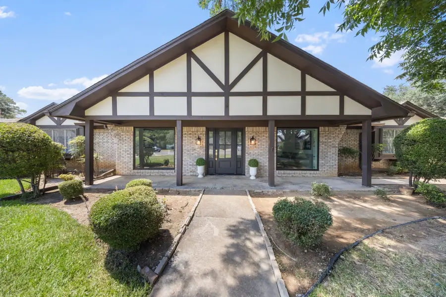 1615 Royal Mile Court, Arlington, TX 76015 - #2