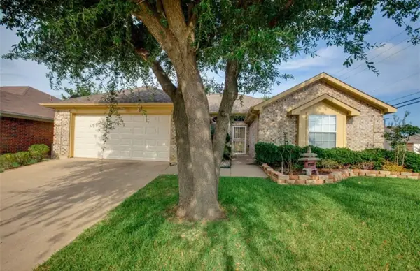 6200 Pierce Arrow Drive, Arlington, TX 76001