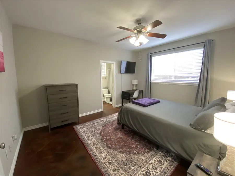 2822 Livingston Avenue, Fort Worth, TX 76110 - #3