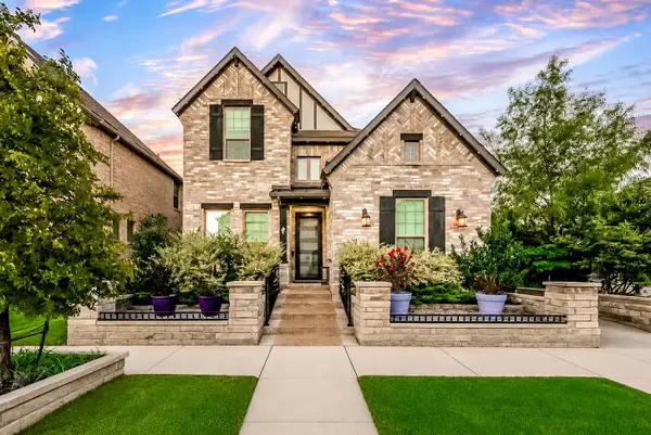 4325 Smokey Quartz Lane, Arlington, TX 76005
