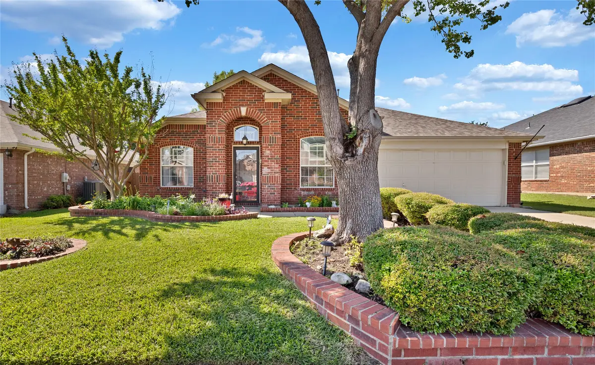 1065 Springhill Drive, Saginaw, TX 76179 - #1