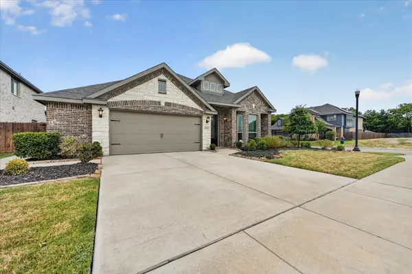 1941 Silverleaf Drive, Glenn Heights, TX 75154