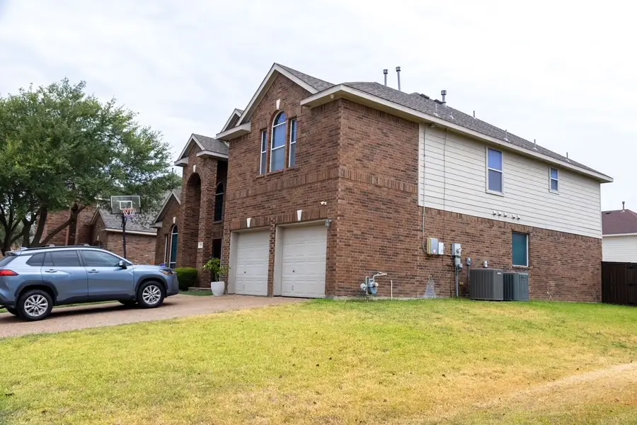 737 Honeysuckle, Desoto, TX 75115 - #2