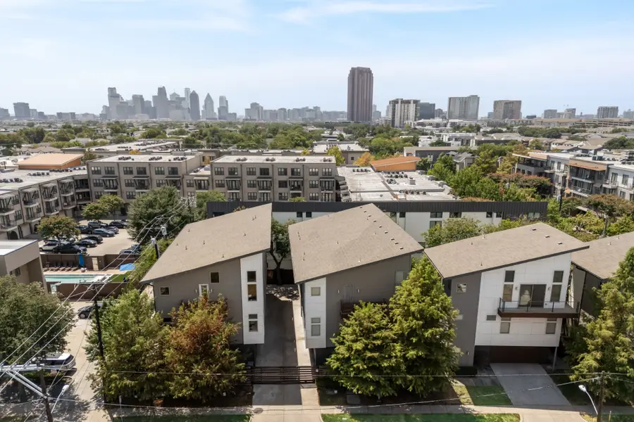 2421 N Garrett Avenue #1, Dallas, TX 75206 - #3