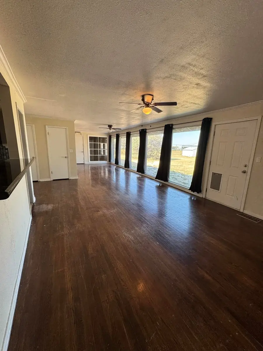 1807 Tx-6, Quanah, TX 79252 - #2