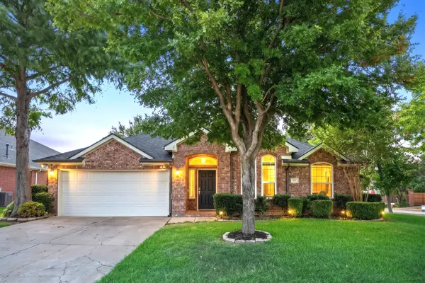 1 Mary Lou Court, Mansfield, TX 76063