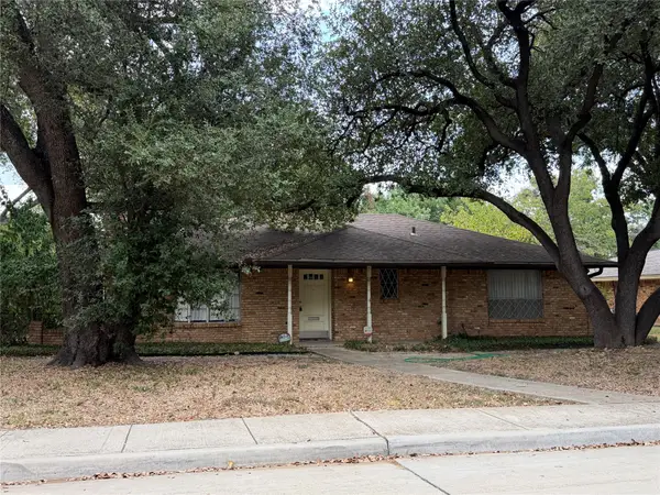 1010 Denmark Street, Grand Prairie, TX 75050