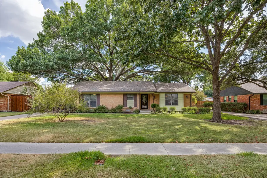 813 Brookhurst Drive, Richardson, TX 75080 - #2