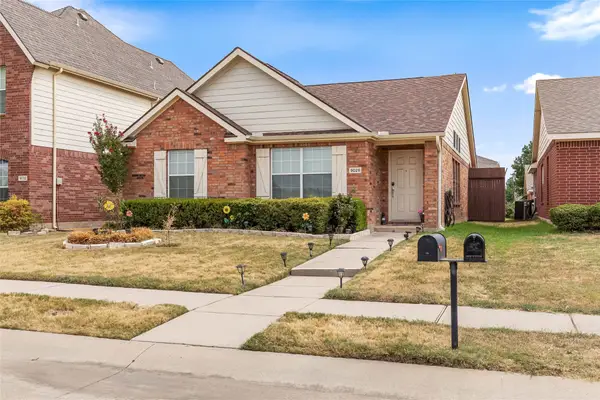 9028 Eastwood Avenue, Cross Roads, TX 76227