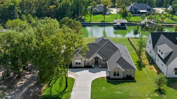 566 Clubhouse Drive, Corsicana, TX 75109