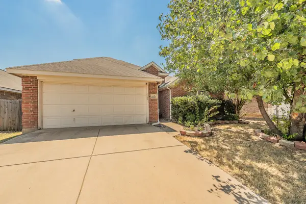 2017 Graham Ranch Road, Fort Worth, TX 76134
