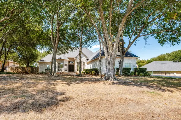 405 Rolling Oaks Ridge, Cedar Hill, TX 75104
