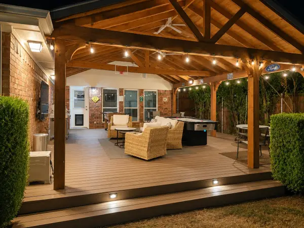 205 Thomas Drive, Murphy, TX 75094