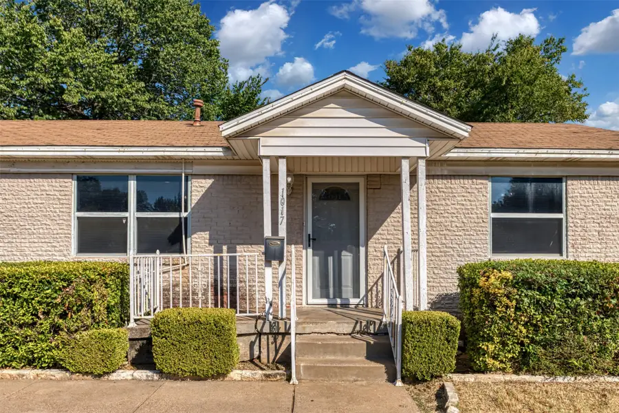 1017 E Spurgeon Street, Fort Worth, TX 76115 - #2