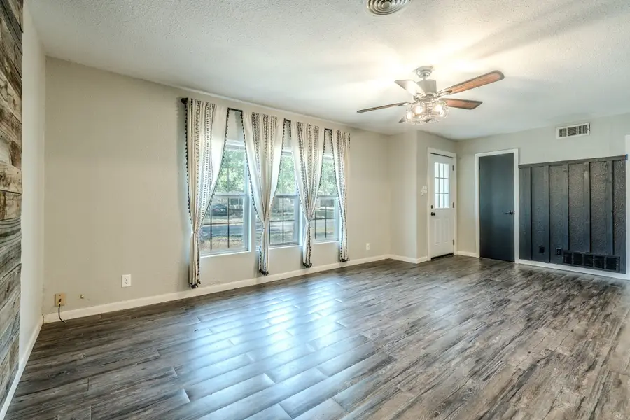 6716 John Drive, Richland Hills, TX 76118 - #3
