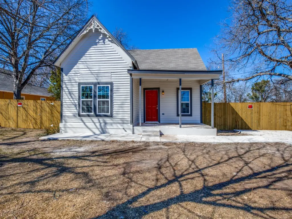 3204 5th Avenue, Fort Worth, TX 76110 - #1