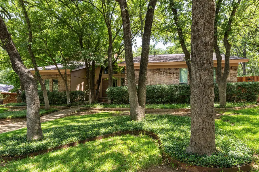 1307 Woodbine Street, Arlington, TX 76012 - #3