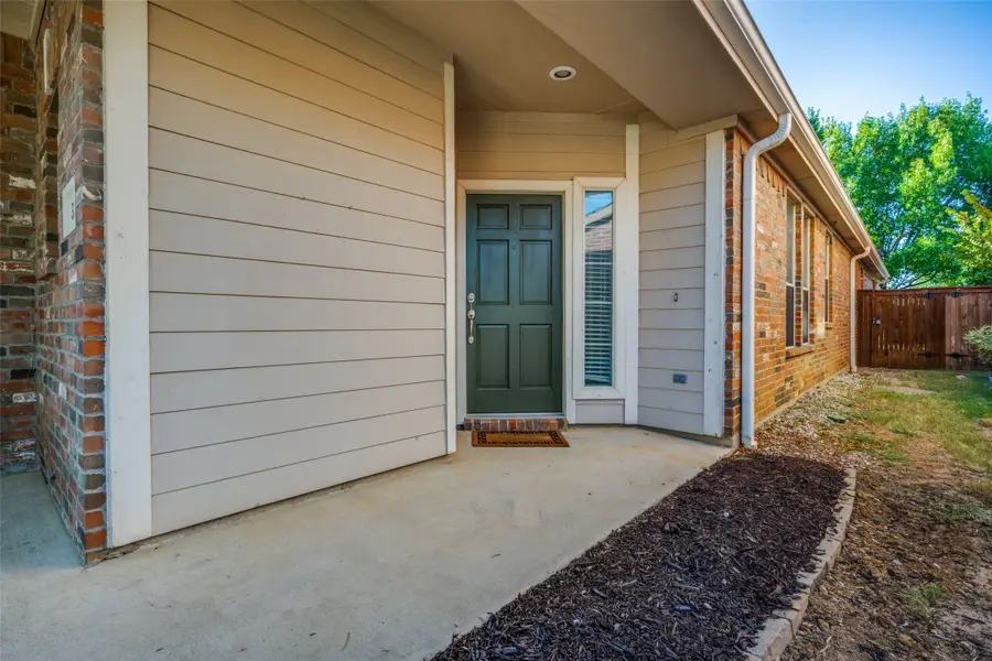 331 Clifton Circle, Lantana, TX 76226 - #3