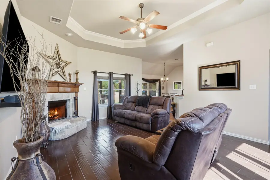 201 N Casey Court, Springtown, TX 76082 - #3
