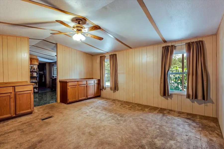 615 SW 20th Street, Mineral Wells, TX 76067 - #3
