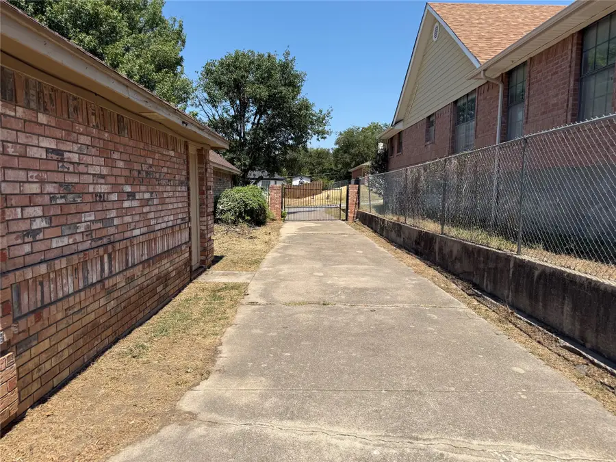6313 Overlake Drive, Fort Worth, TX 76135 - #3