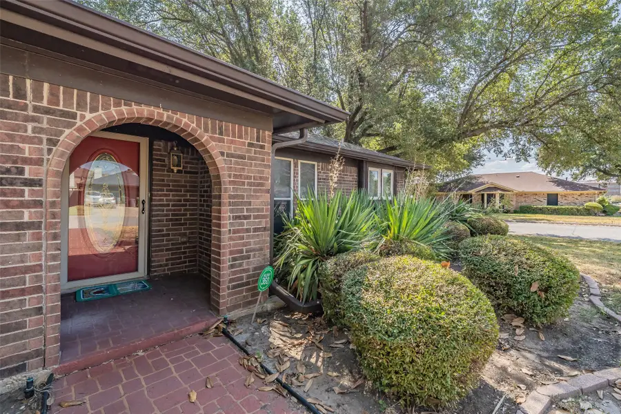 5500 Meadow Oak Street, North Richland Hills, TX 76180 - #2