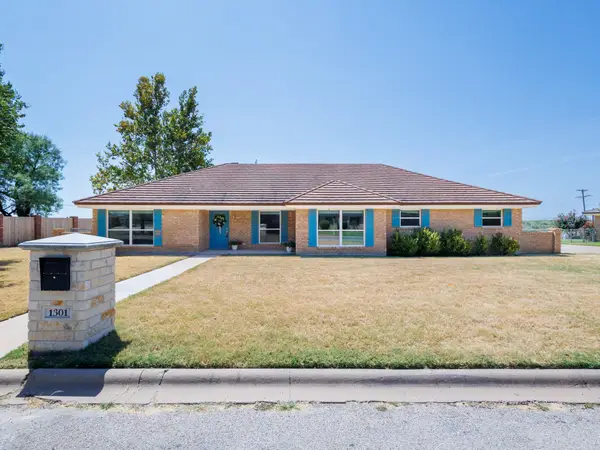 1301 Hillcrest Street, Coleman, TX 76834