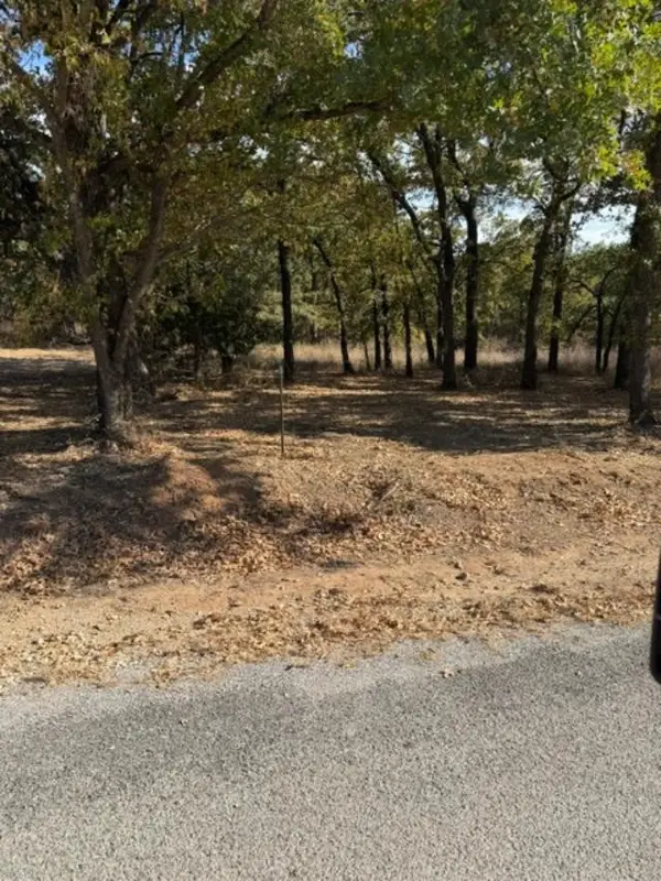 184 Cherokee Trail, Nocona, TX 76255