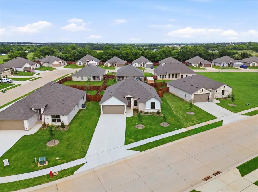 728 Raylan Street, Springtown, TX 76082 - #2