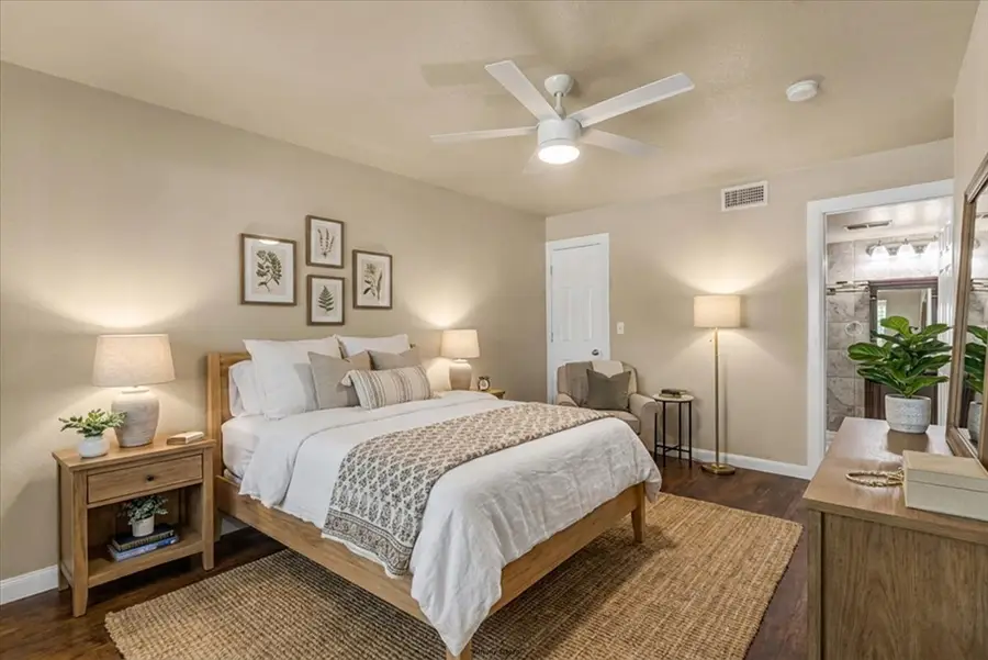 114 Harbor Drive #219, Runaway Bay, TX 76426 - #3