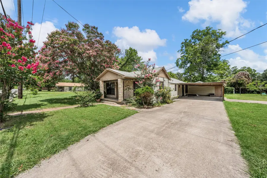 1320 S 26th Street, Waco, TX 76706 - #3