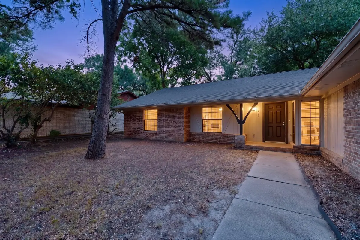 1020 Almond Drive, Mansfield, TX 76063 - #1