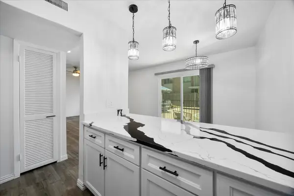 4011 Cole Avenue #111, Dallas, TX 75204