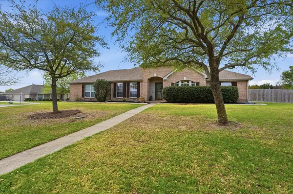 114 Clydesdale Drive, Fate, TX 75087